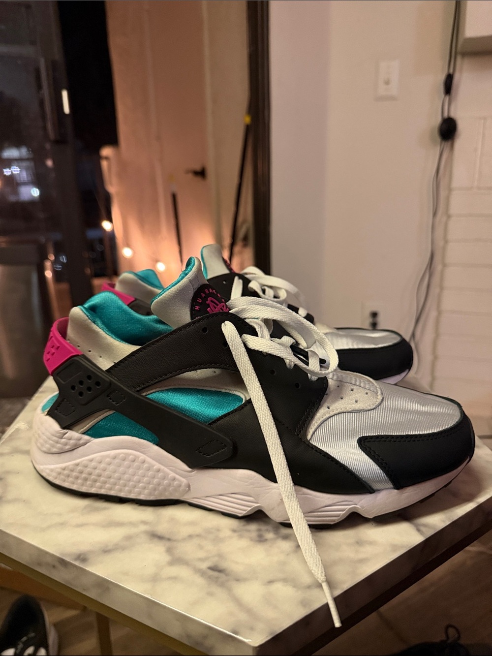 Nike Women’s Huarache Black Teal Pink Silver Sneakers